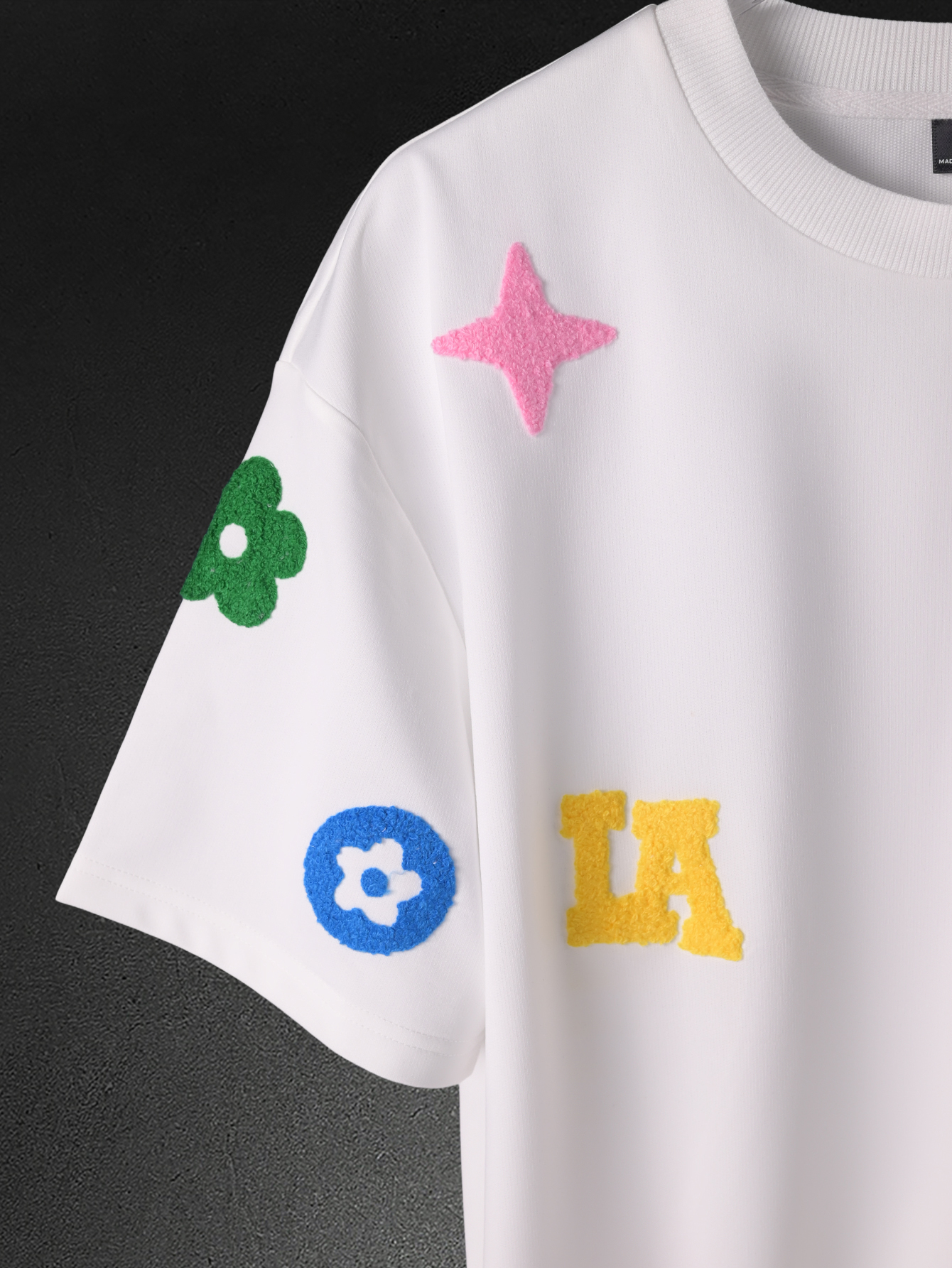 Men's Oversized Y2K Streetwear - Streetwear Brand With White Flowers avaliação e preço