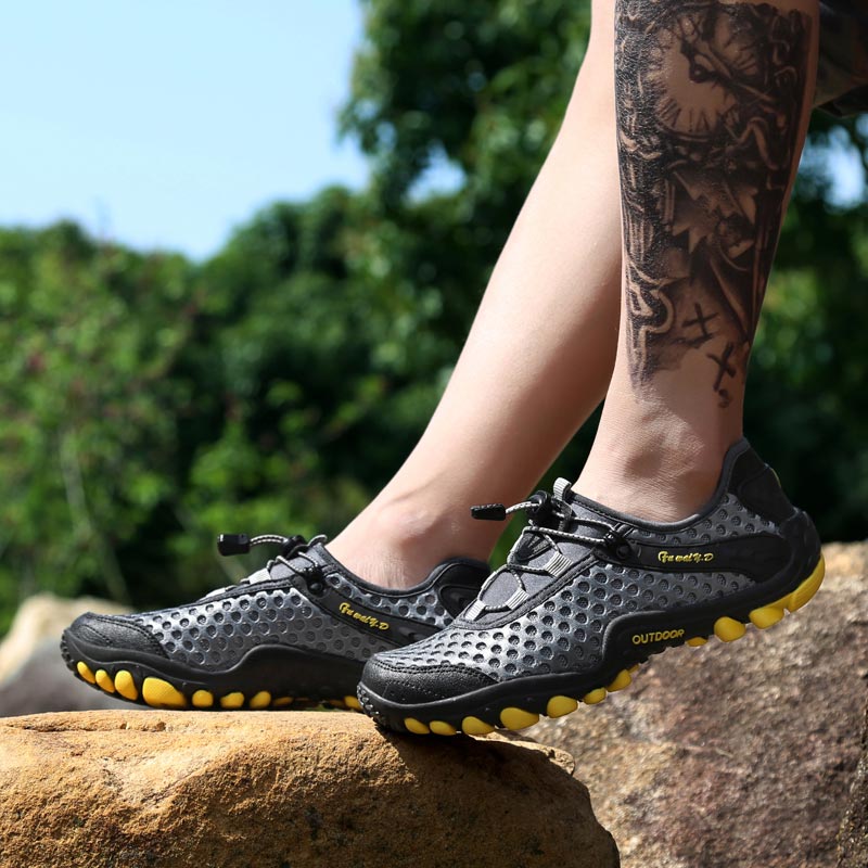 trekking mountain mens sports  - Streetwear Brand With White Flowers avaliação e preço
